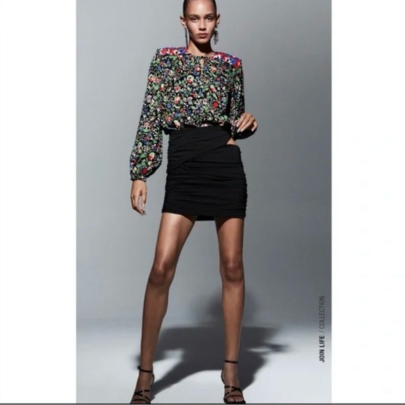 Zara Women's Floral Print Shoulder Pad Patchwork Blouse Top Size‎ Small - Picture 2 of 5